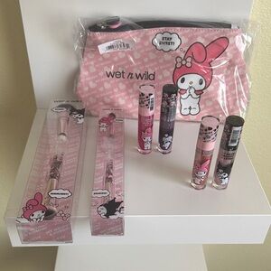 My Melody wet n wild Pink Lip Gloss & Brush Set with Pink Cosmetic Pouch